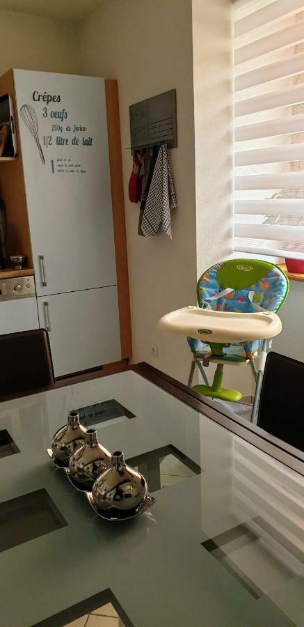 Chez Laurette A Bergheimアパートメント エクステリア 写真