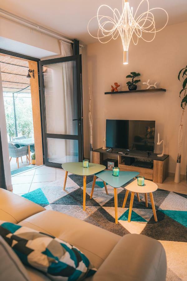 Chez Laurette A Bergheimアパートメント エクステリア 写真